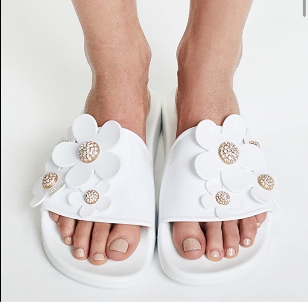 NEW MARC JACOBS DAISY SLIDES